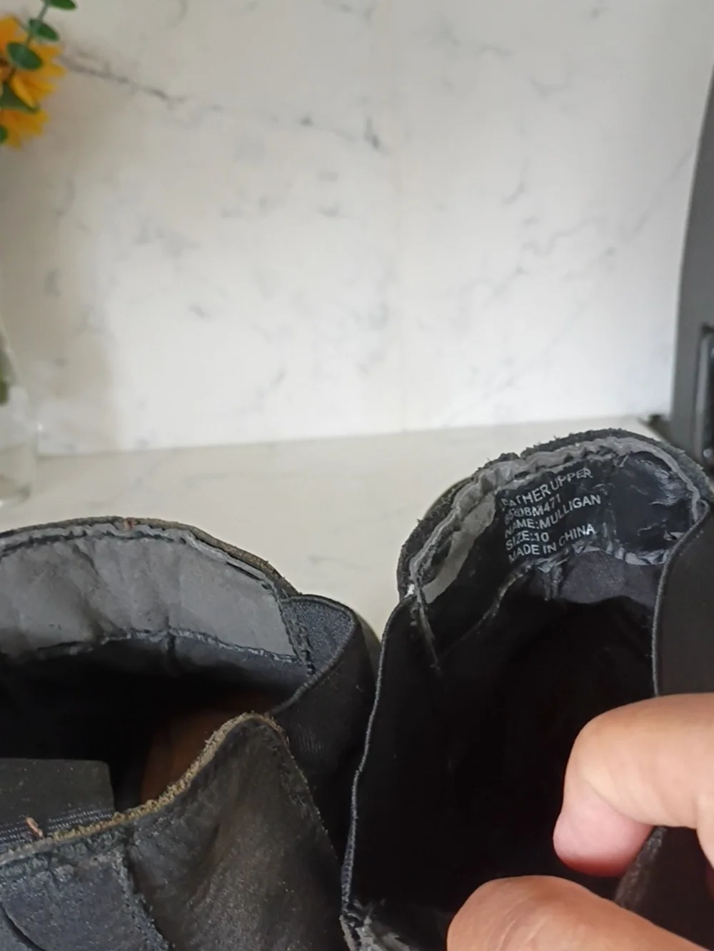 J 75 by Jump Men's Black Chelsea Boots
